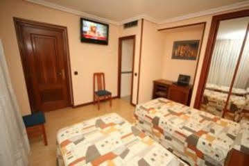 Hostal Ana Belen Madrid Kültér fotó