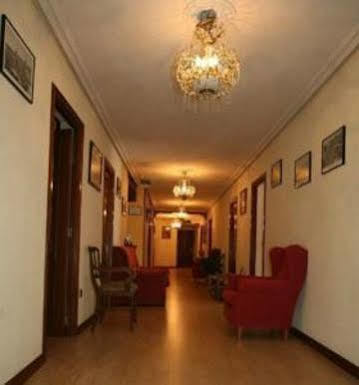 Hostal Ana Belen Madrid Kültér fotó